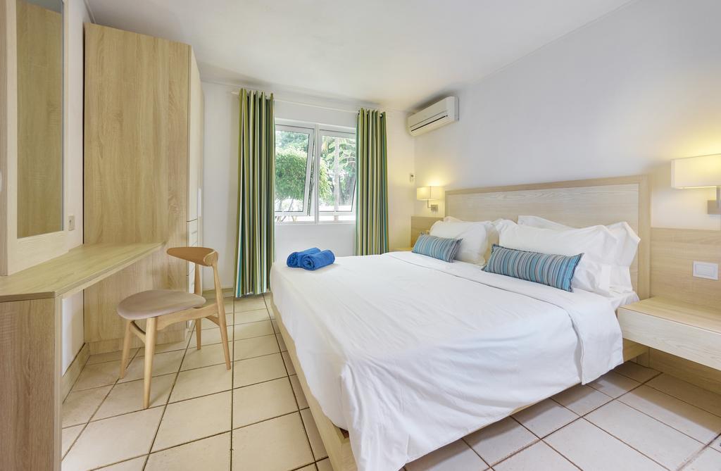 Le Beachclub Pereybere Beach Room photo