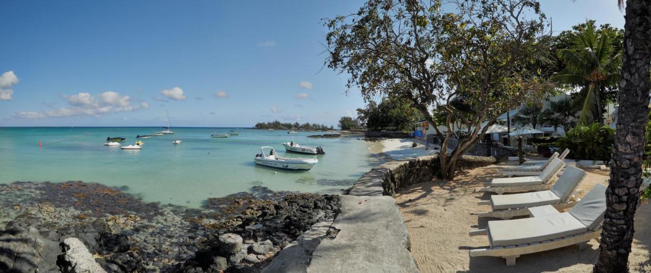 Le Beachclub Pereybere Beach Exterior photo